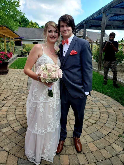 Get Married in Hendricks County Indiana.  Marry Me In Indy LLC.  Indianapolis Wedding Officiant Services. 
