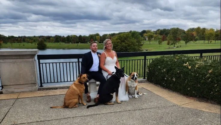 Elope in Coxhall Gardens, Hamilton County, IN.  Elope In Indy!  Marry Me In In Indy LLC