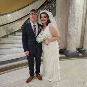 Elope In Hendricks County!  Marry Me In Indy LLC.  Indianapolis Wedding Officiant Services.