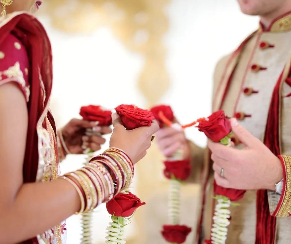 Wedding Officiant Services Indianapolis.  Marry Me In Indy! 
