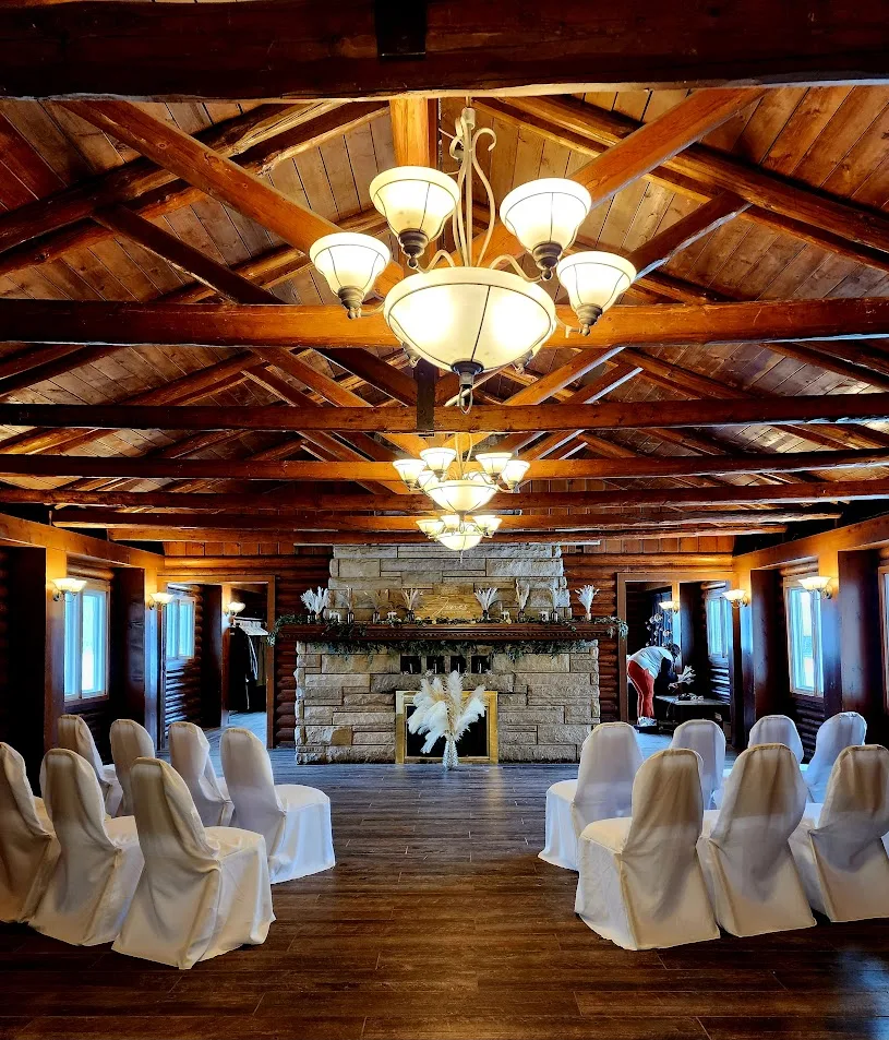Elope In Indy!  Indy Wedding Officiant Services. Marry Me In Indy! LLC